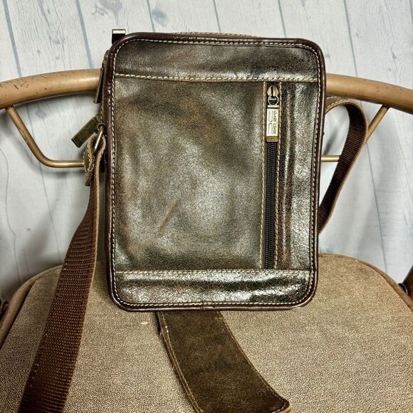 NEW Claire Chase brown distressed leather multi compartment crossbody man bag - Picture 2 of 13